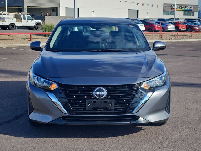Used 2025 Nissan Sentra SV FWD image 2