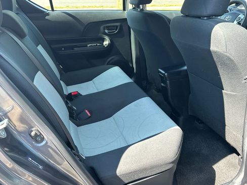 Used 2015 Toyota Prius C Three image 13