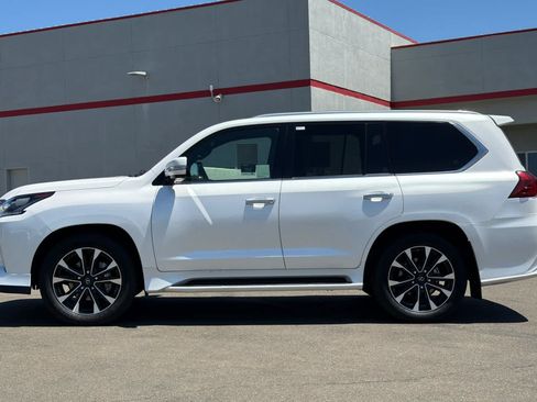 Certified 2021 Lexus LX 570 4WD w/ Sport Package image 9