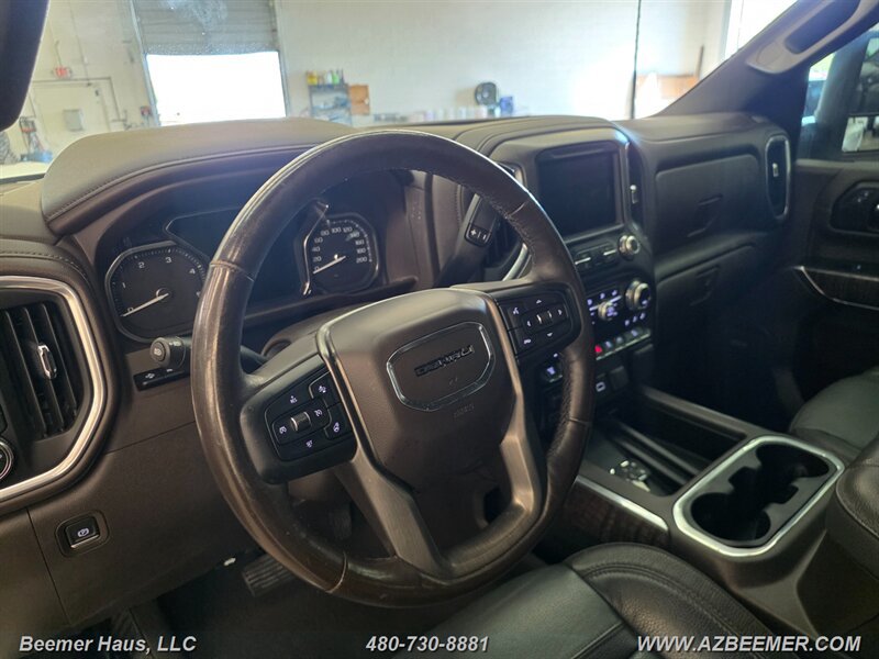 Used 2022 GMC Sierra 2500 Denali w/ Denali Ultimate Package AWD/4WD image 19