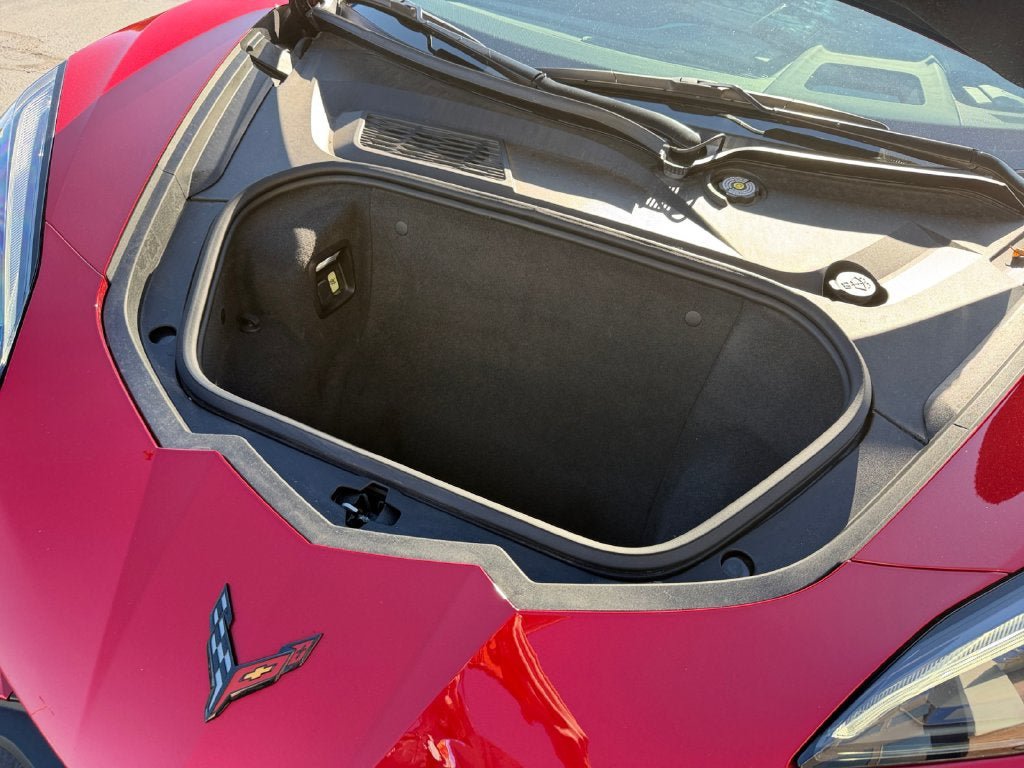 Used 2024 Chevrolet Corvette Stingray Preferred Cpe RWD image 33