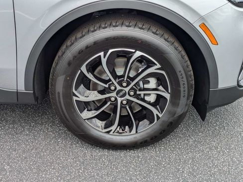 New 2026 Lincoln Nautilus Premier AWD/4WD image 11