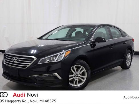 Used 2015 Hyundai Sonata SE w/ Option Group 02 image 1