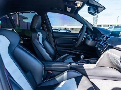 Used 2018 BMW M3 CS w/ Executive Package image 41