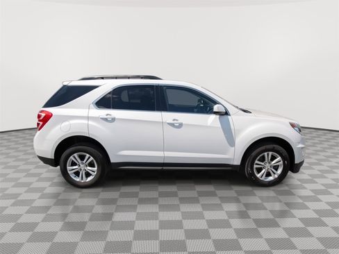 Used 2016 Chevrolet Equinox LT w/ Convenience Package FWD image 4