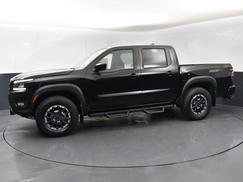 New 2026 Nissan Frontier PRO-4X w/ Tow Package AWD/4WD image 4