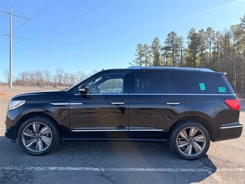 Used 2018 Lincoln Navigator Reserve w/ Technology Package AWD/4WD image 5