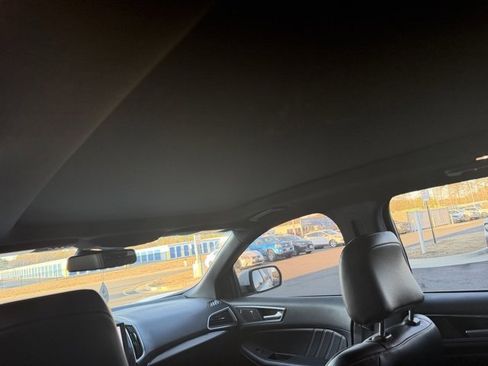 Used 2021 Ford Edge ST w/ Equipment Group 401A image 7