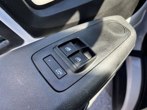 Used 2023 RAM ProMaster 2500 FWD image 17