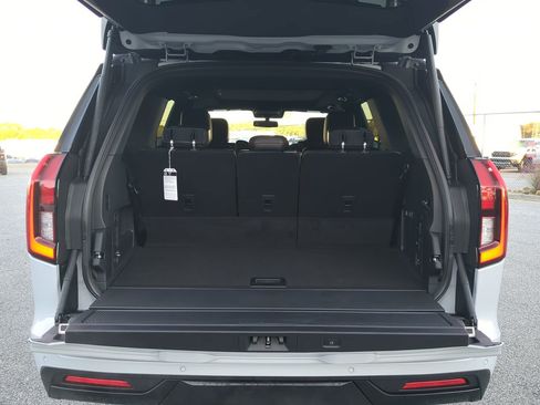 New 2025 Ford Expedition Tremor image 11