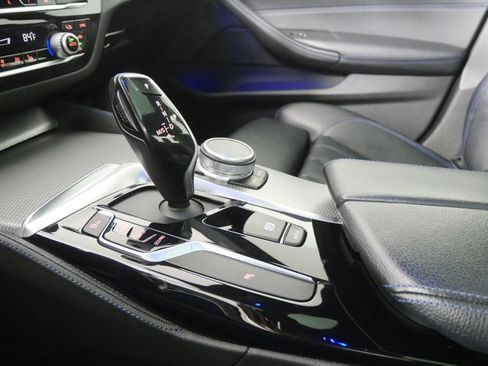 Used 2019 BMW 530i w/ M Sport Package image 24