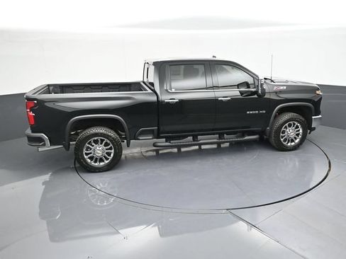 New 2026 Chevrolet Silverado 2500 LTZ w/ LTZ Convenience Package AWD/4WD image 69