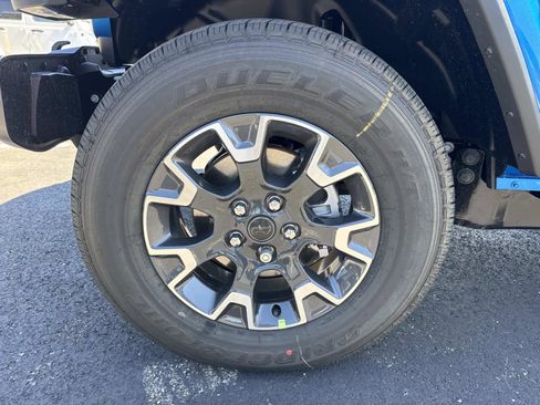 New 2026 Jeep Gladiator Sport image 3