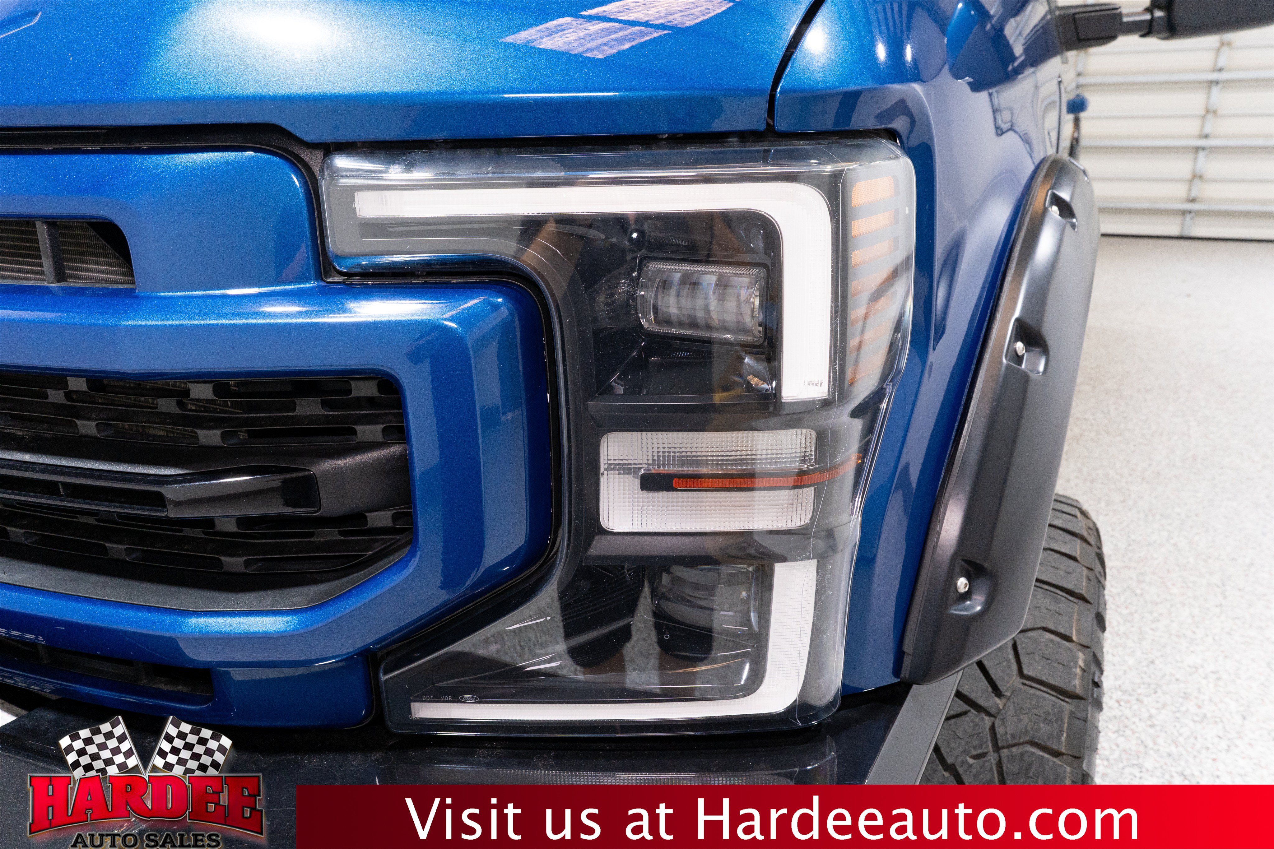 Used 2022 Ford F250 Lariat w/ Black Appearance Package AWD/4WD image 8