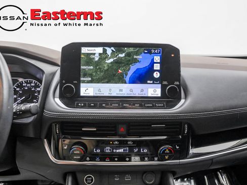 Used 2023 Nissan Rogue SL w/ SL Premium Package image 13