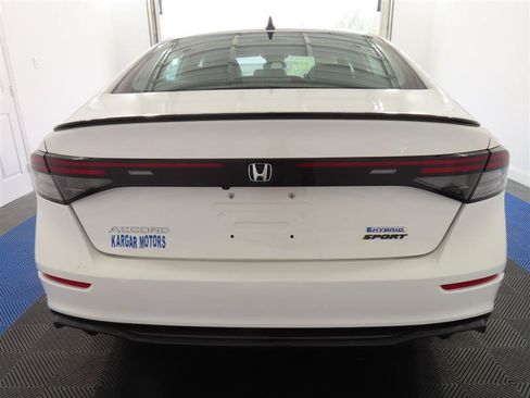 Used 2025 Honda Accord Sport image 5