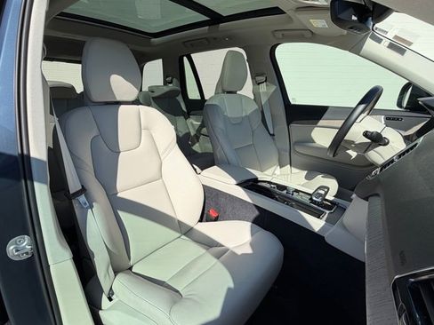 Used 2025 Volvo XC90 T8 Plus w/ Protection Package image 18