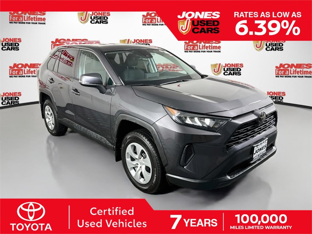Certified 2022 Toyota RAV4 LE AWD/4WD image 1