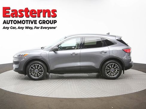 Used 2022 Ford Escape SE w/ Cold Weather Package FWD image 57