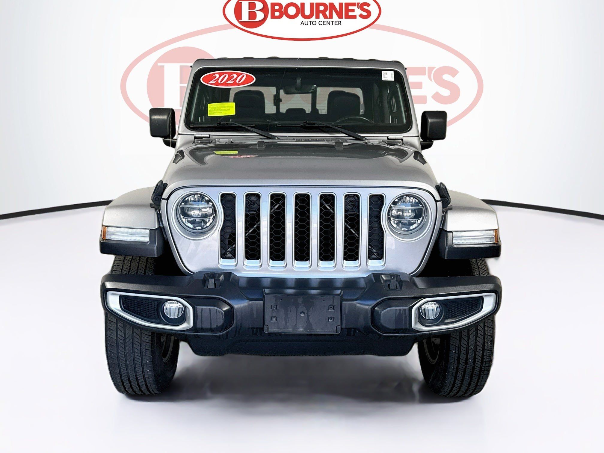 Used 2020 Jeep Gladiator Overland AWD/4WD image 5