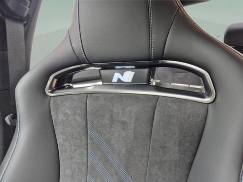 New 2026 Hyundai Elantra N FWD image 20