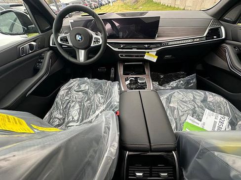 New 2026 BMW X5 xDrive40i w/ M Sport Package image 6