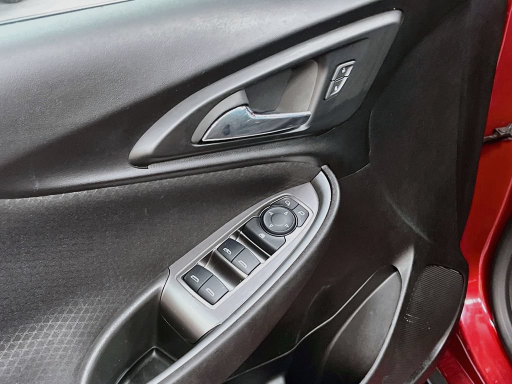 Used 2024 Chevrolet Malibu LT w/ LPO, Floor Liner Package FWD image 17
