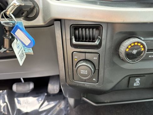 Used 2022 Ford F150 XLT AWD/4WD image 50