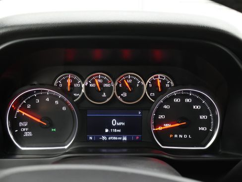 Used 2020 Chevrolet Silverado 1500 LT Trail Boss AWD/4WD image 10