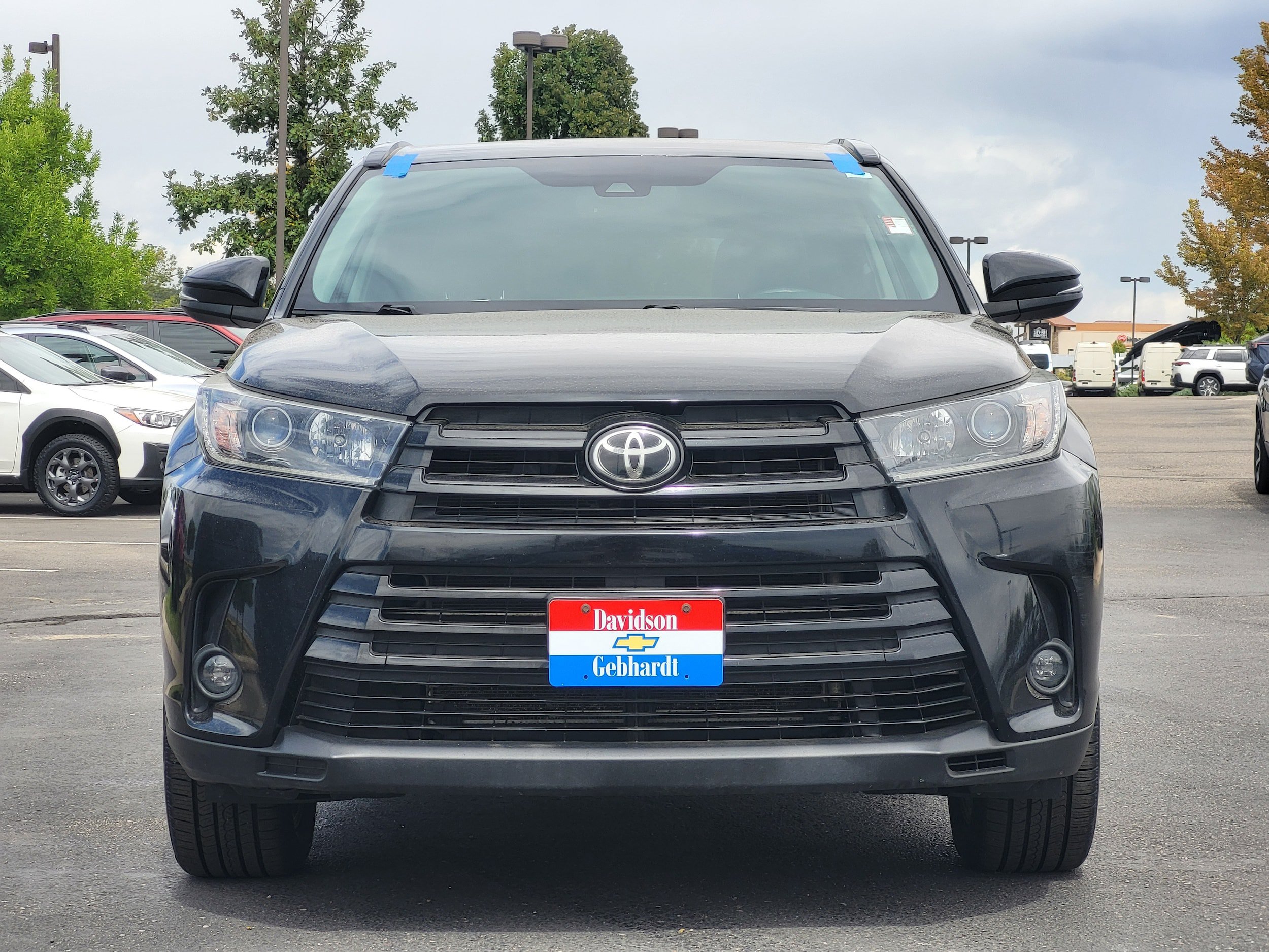 Used 2019 Toyota Highlander SE AWD/4WD image 2