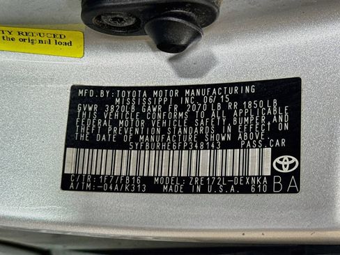 Used 2015 Toyota Corolla LE FWD image 38