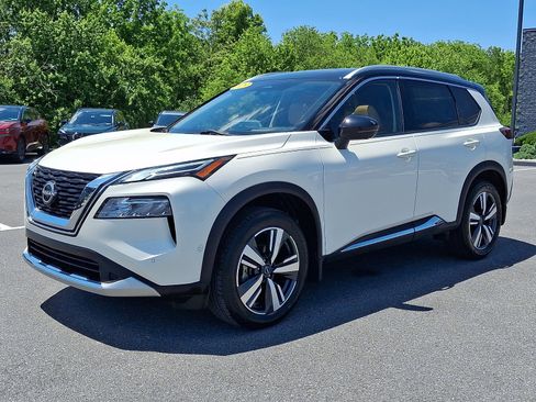 Certified 2023 Nissan Rogue Platinum w/ Platinum Premium Package AWD/4WD image 3