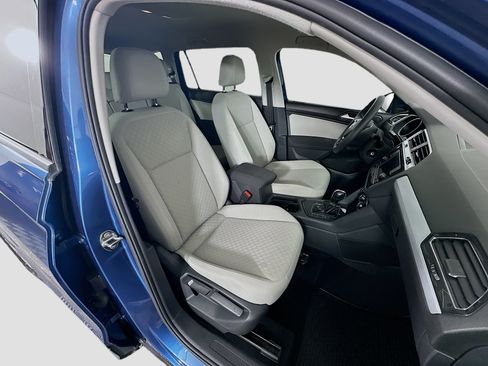 Used 2018 Volkswagen Tiguan S FWD image 30