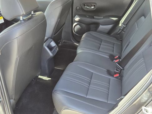 Certified 2025 Honda HR-V EX-L image 11