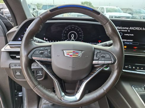 Used 2022 Cadillac Escalade ESV Sport w/ Touring Package AWD/4WD image 25