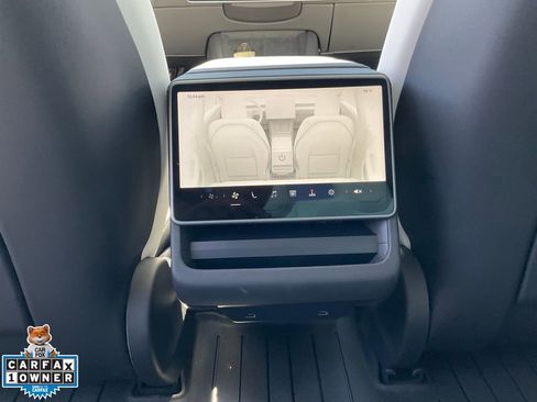 Used 2024 Tesla Model 3 Long Range image 33