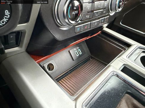 Used 2016 Ford F150 King Ranch w/ Equipment Group 601A Luxury image 29