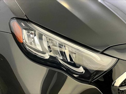 New 2026 Mercedes-Benz E 350 4MATIC Sedan image 16