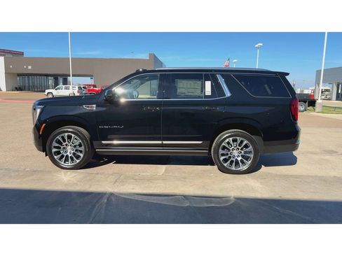 New 2026 GMC Yukon Denali w/ Sun & Power Step Package image 5