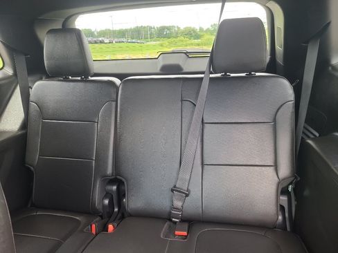 Used 2023 Chevrolet Traverse High Country w/ LPO, Floor Liner Package AWD/4WD image 40