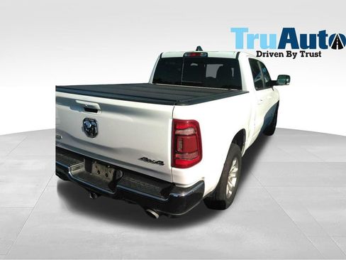 Used 2024 RAM 1500 Laramie AWD/4WD image 3