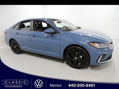 Used 2025 Volkswagen Jetta SE