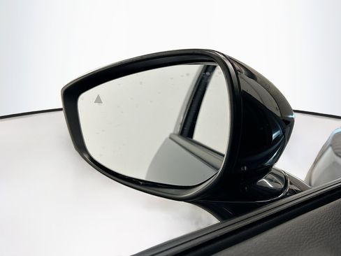 Used 2025 MAZDA CX-50 AWD 2.5 Hybrid w/ Premium Pkg image 16