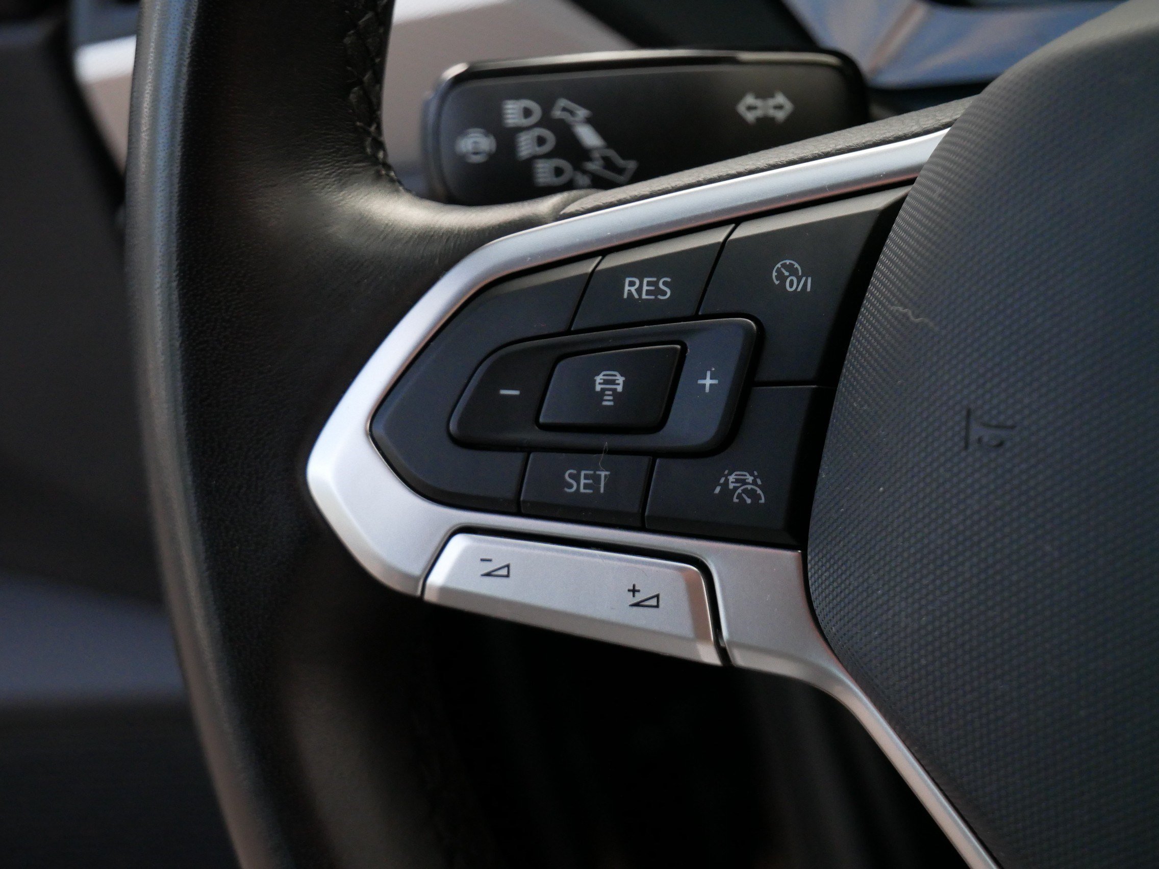 Certified 2024 Volkswagen Jetta Sport FWD image 26