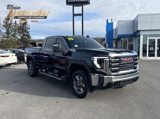 Used 2025 GMC Sierra 2500 SLE w/ SLE Value Package; video 1