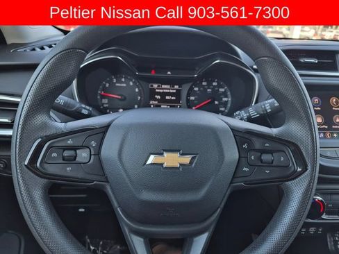 Used 2023 Chevrolet TrailBlazer LT FWD image 27