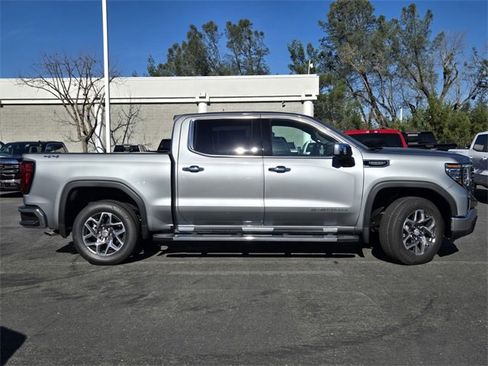 New 2026 GMC Sierra 1500 SLT w/ SLT Premium Package image 3