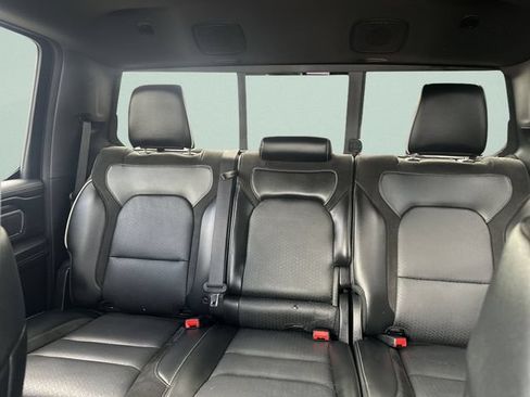 Used 2025 RAM 1500 Laramie AWD/4WD image 11