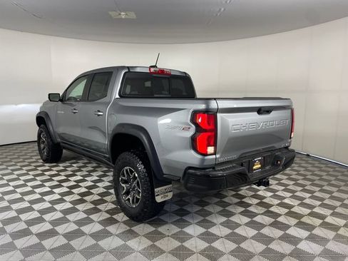 New 2026 Chevrolet Colorado ZR2 w/ Technology Package AWD/4WD image 11