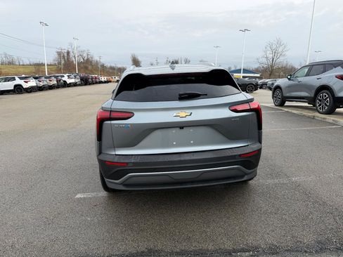 Used 2024 Chevrolet Blazer EV LT image 4